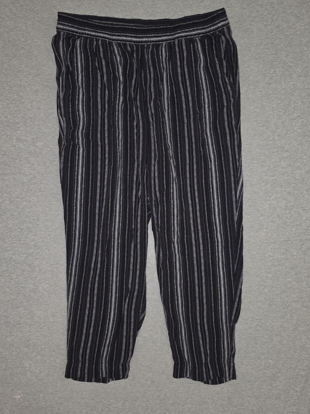 Men's Black & Gray Striped Casual Pants